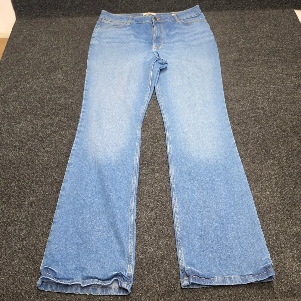 Wrangler High Rise Bold Boot Jeans Light Wash Blue Denim 14x32 112315125